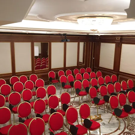 Отель Andreola 4*