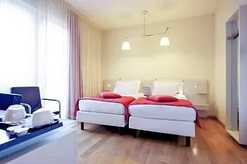 Mercure Solari 4*