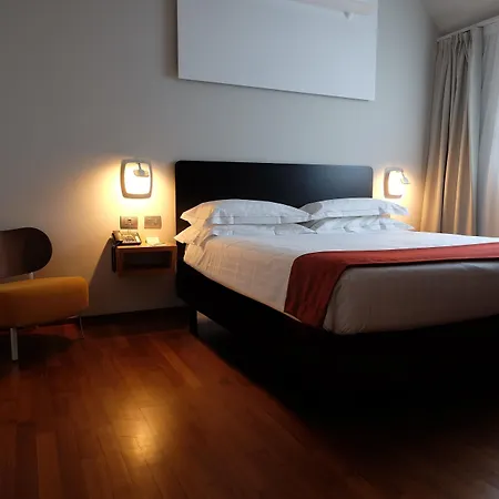 Hotel Western Major Mediolan