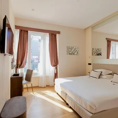 Ah - Fashion District Guest house