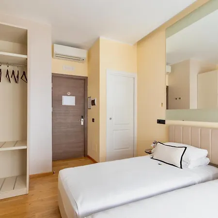 Gæstehus Ah - Fashion District 4*