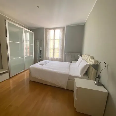 Residenza Fiori Oscuri Lägenhet Milano