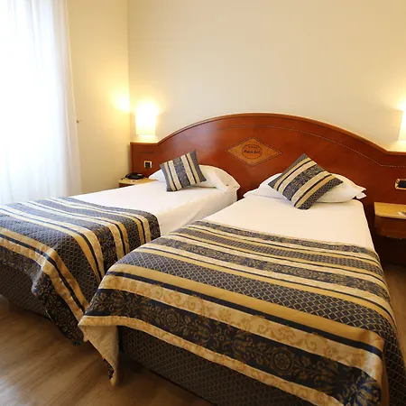 Mokinba Baviera Hotel