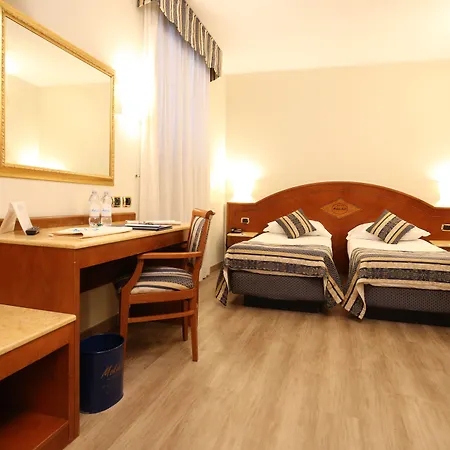 Mokinba Baviera Hotel Milan