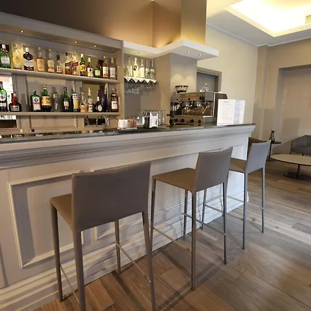 Hotel Mokinba Baviera Milano