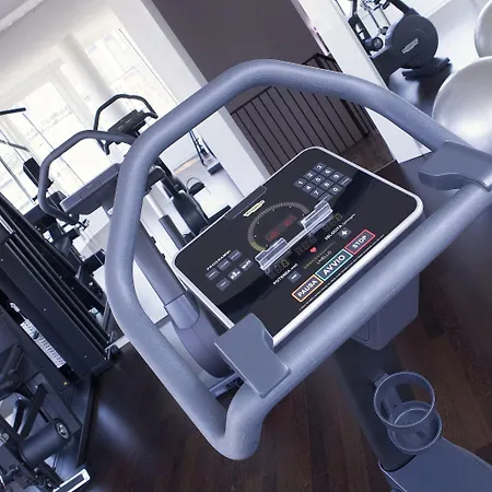 曼尼尼酒店 酒店 3*