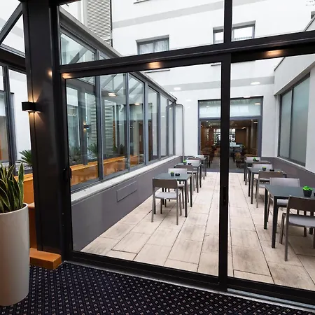 Hotel Life Poliziano, By R Collection Milano