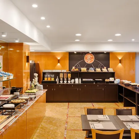 Hotel Life Poliziano, By R Collection 4*