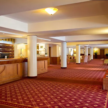 Starhotels Business Palace 4*