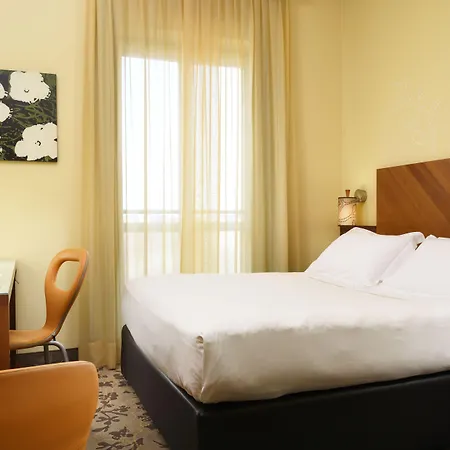 Mediterraneo Hotel 4*