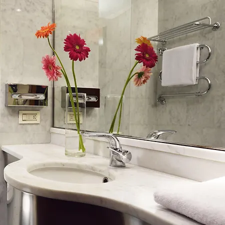 Unahotels Mediterraneo 4*