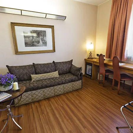 Axyhotels Innstyle Hotel 4*