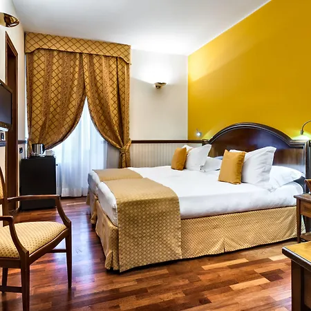 Worldhotel Casati 18 Отель 4*