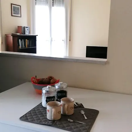 Navigli - Romolo شقة