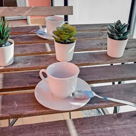 Ap52 - 10 Minutes From Station -