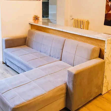 아파트 Spacious & Lovely - 4 Queen Bed *