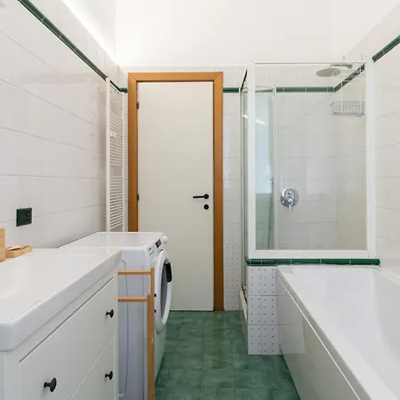 Italianway - Vincenzo Monti 29 C *