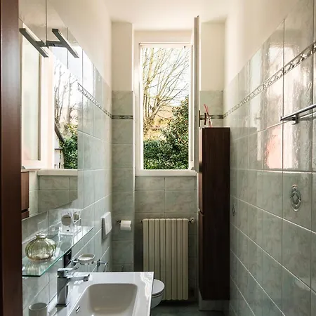 Youhosty - Secret Garden 밀라노