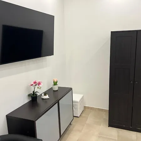 Mambo House Милан