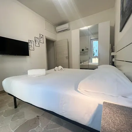 Apartament Kibilu - Via Serlio Porta Romana - Mm Brenta *