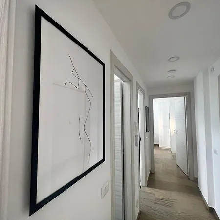 Apartman Kibilu - Via Serlio Porta Romana - Mm Brenta *