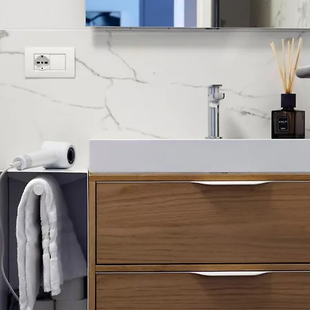 Daire Comecasa Modern Terraced & Palestra Milano