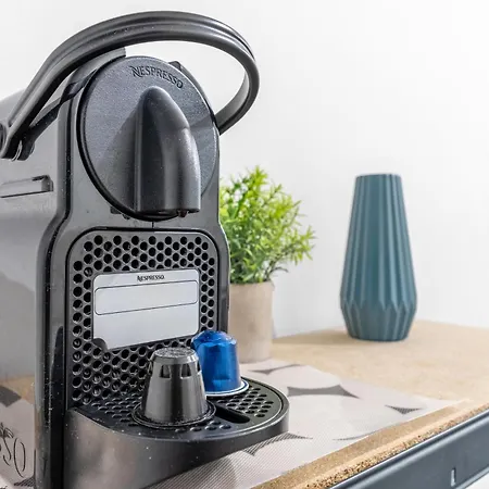 12 - 5 Min To The Train Station Milánó