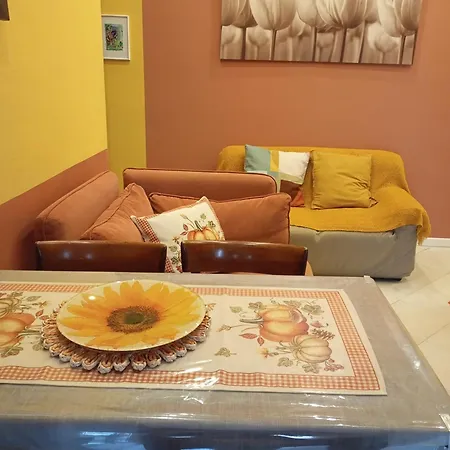 Lägenhet Flores Home, Boho Chic Style & Urban Comfort Navigli, Bocconi, Centro Milano