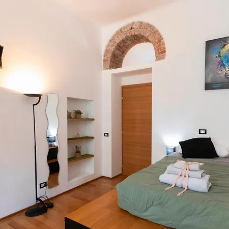 Naviglio Grande Zona Tortona Appartamento