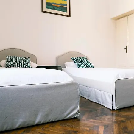 아파트 Comecasa 3 Bedrooms Near Bocconi *