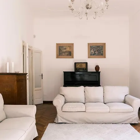 아파트 Comecasa 3 Bedrooms Near Bocconi