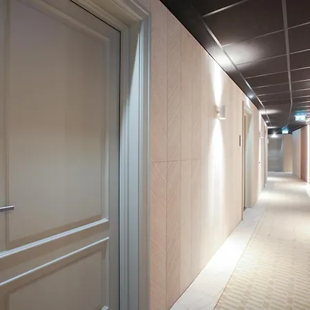 The Floor ホテル ミラノ