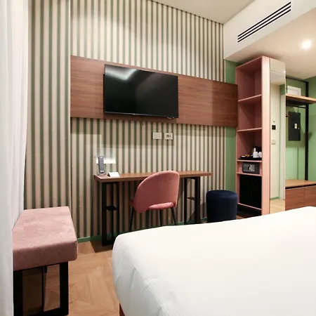 The Floor Hotell 3*