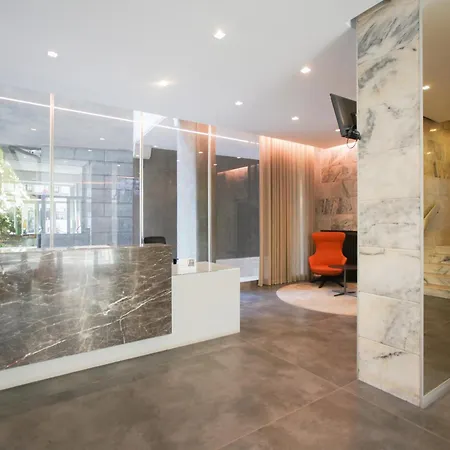 Hotell The Floor 3*
