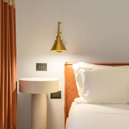 V-collection Solferino מילאנו