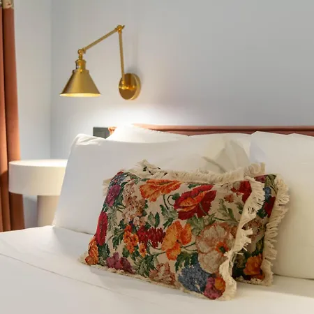 V-collection Solferino 3* Milano