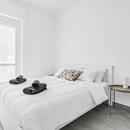 Flu10 -crescenzago- Bright - Wi-fi - Apartment