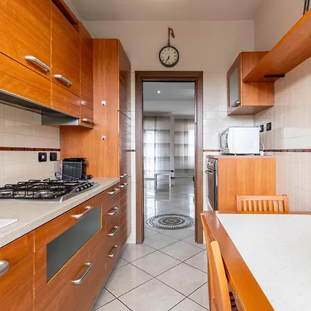 Appartement Lovely 15m From Duomo M1 Milan