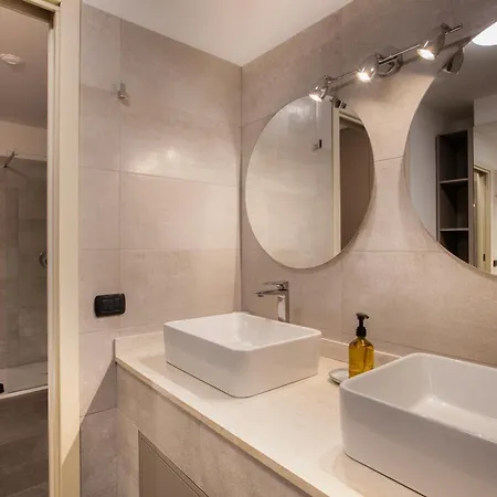 Luxury House In Verro 80 Mq