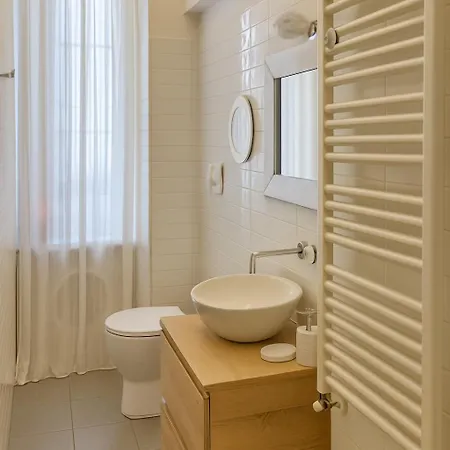 아파트 Casa Ozanam - Quiet And Spacious 6 Beds - Metro Lima Buenos Aires - Duomo 8 Min *