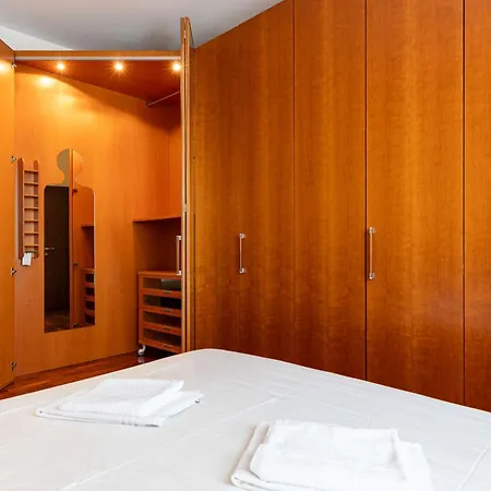 Lovely 15m From Duomo M1 Milan