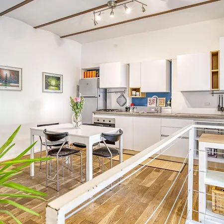 Apartmán Casa Torricelli - Modern On 3 Levels With Outdoor Dining Area Milán