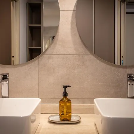 Luxury House In Verro 80 Mq Milano