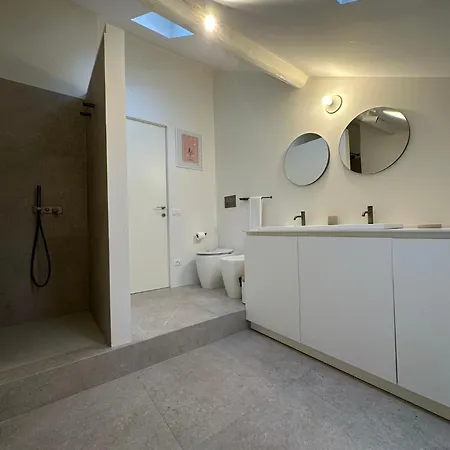 Be Your - Dalla Corte Del Glicine Appartement