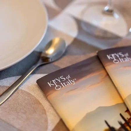 Keys Of Italy - Arena 7 - The Antique Charm *