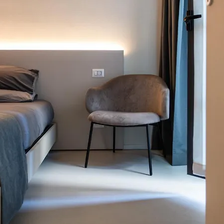 Luxury House In Pietrasanta 130 Mq Milano
