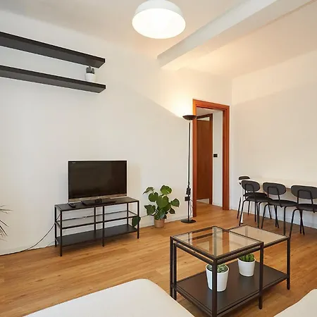 Appartement Family Friendly & Spacious W Balcony Metro