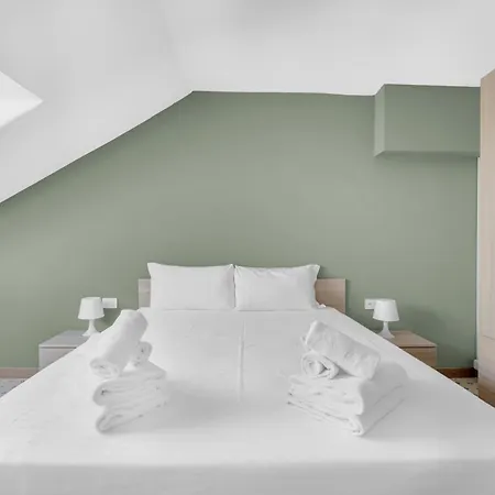 Mi Casa Fraschini アパートホテル