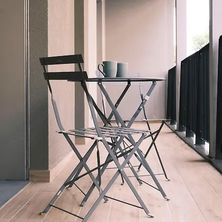 Comecasa Modern Retreat Gym & Style 아파트