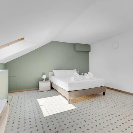 アパートホテル Mi Casa Fraschini 3*